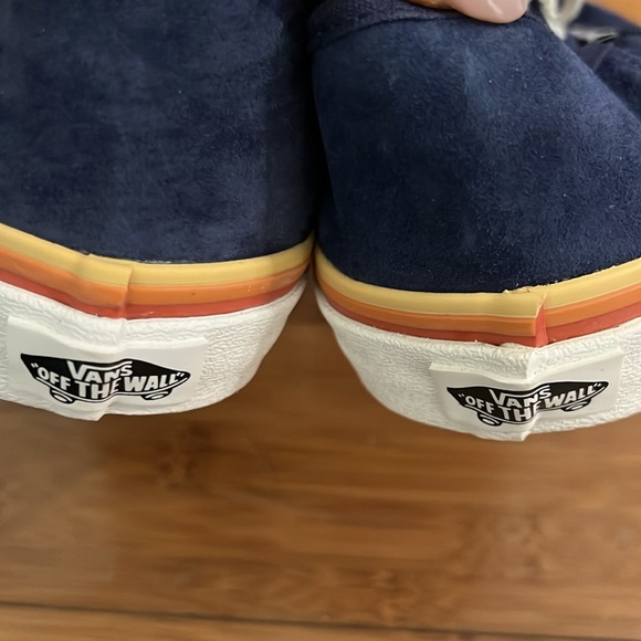COPY - Womens Vans 7.5 size, Navy suede retro rainbow NWB - Picture 4 of 6